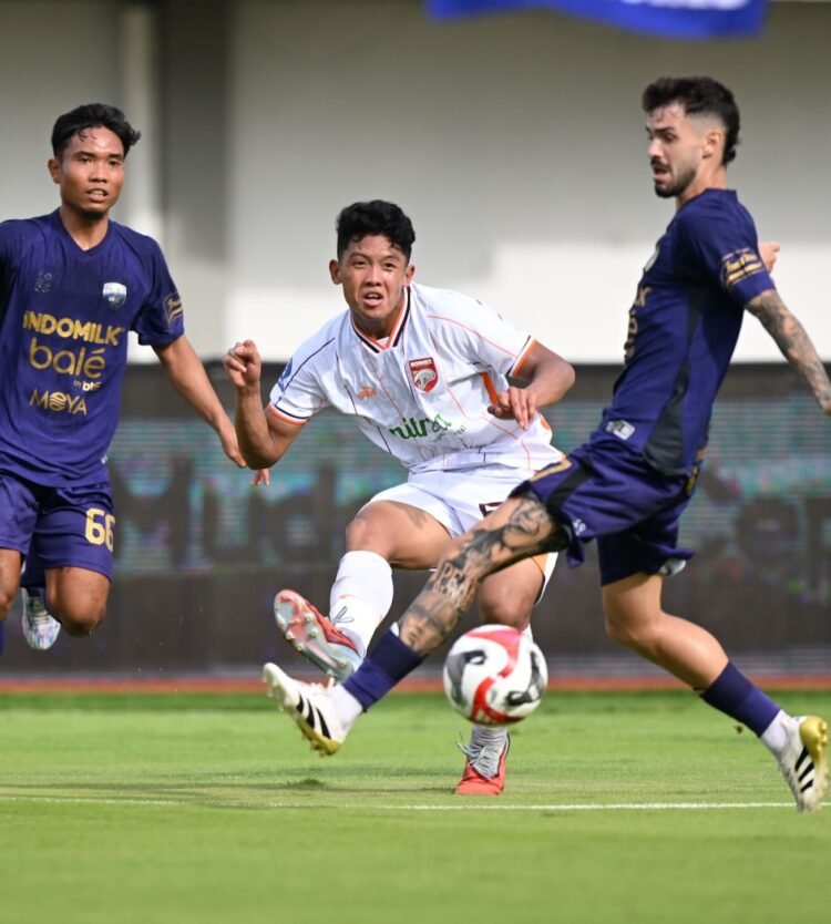 Laga Persita Tangerang vs Borneo FC Samarinda berakhir dengan skor 2-0 / FB Borneo FC