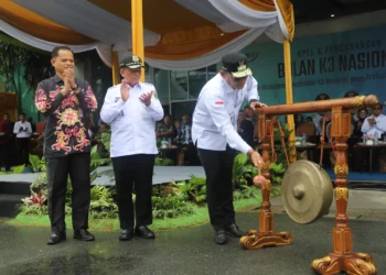 Pemerintah Provinsi Kalimantan Timur menggelar Apel dan Pencanangan Bulan Keselamatan dan Kesehatan Kerja (K3) Tahun 2026, Sabtu (31/1/2026) / Pemprov Kaltim