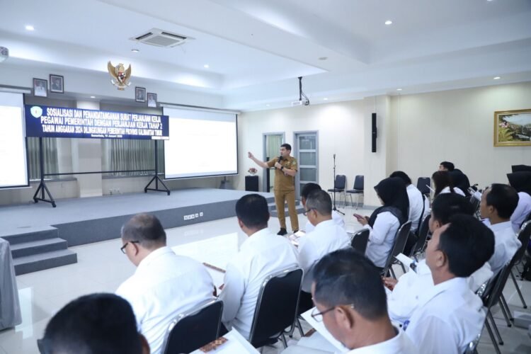 Sosialisasi Manajemen serta Penandatanganan Surat Perjanjian Kerja (SPK) bagi Pegawai Pemerintah dengan Perjanjian Kerja (PPPK) Gelombang II Formasi Tahun Anggaran 2024, pada Selasa (20/1/2025), bertempat di Aula BKD Kaltim