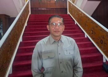 Teks foto:Direktur Operasional PTMB, Ali Rachman. (Teks foto: Niken).