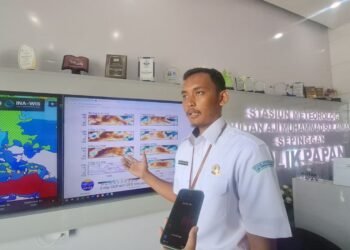 Ketua Tim Kerja Data dan Informasi BMKG, Huda Abshor Mukhsinin. (Teks foto: Niken/KALTIMINSERT.COM).